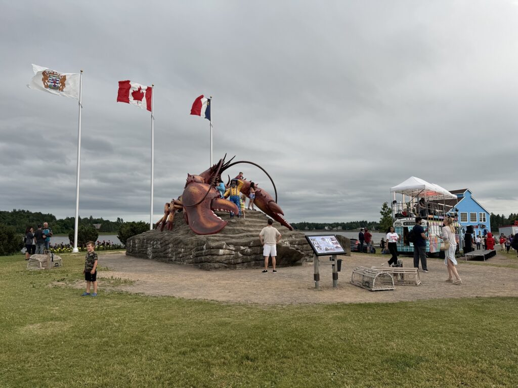 Le plus grand homard du monde, à Shediac !